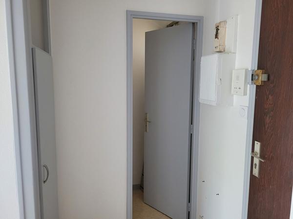 ROCHEFORT centre - appartement en duplex exposé EST, de type 3 avec ascenseur
