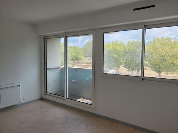 ROCHEFORT centre - appartement en duplex exposé EST, de type 3 avec ascenseur