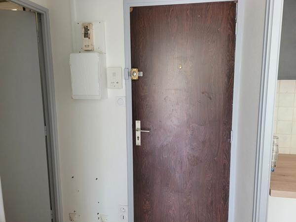 ROCHEFORT centre - appartement en duplex exposé EST, de type 3 avec ascenseur