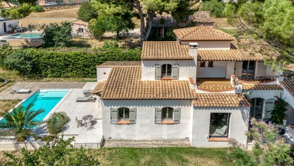 Marseille 11ᵉ – Eoures – Élégante propriété familiale avec piscine et fort potentiel