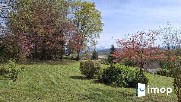 Belle maison avec terrain piscinable de 5000 m2