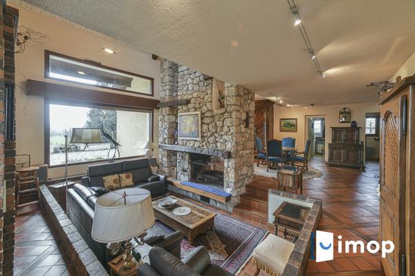 Belle maison avec terrain piscinable de 5000 m2