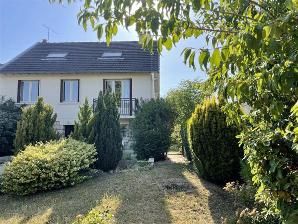 Quartier du Bouquet, maison a fort potentiel !