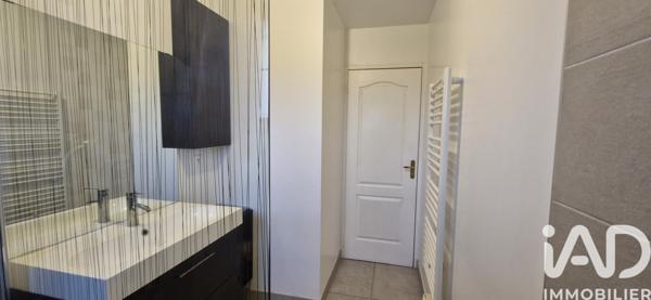 Maison à vendre 5 pièces 83 m² Saint-Julien-du-Sault