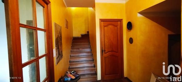 Maison traditionnelle 12 pièces de 230 m² à Carpentras (84200)