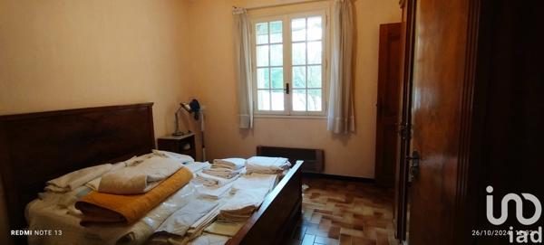 Maison traditionnelle 12 pièces de 230 m² à Carpentras (84200)