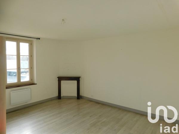 Maison 3 pièces de 84 m² à Salbris (41300)