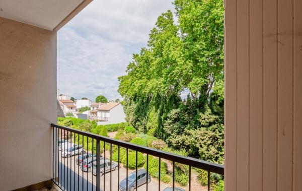 Vente Appartement P3 Belle Opportunité au Carré d'Hort à rafraîchir Beziers   