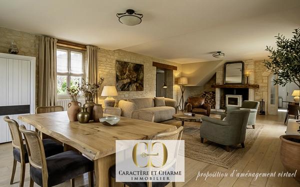 Sarlat-la-Canéda (24200) Sarlat. Propriété en pierre avec gîte et chambres d'hôtes - Piscine chauffée.