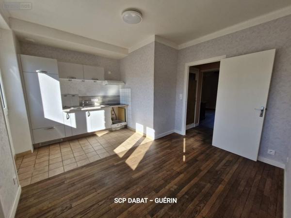 Immeuble à vendre à Saint-Hilaire-du-Harcouët dans la Manche (50600), ref : 8440