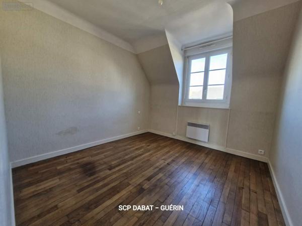 Immeuble à vendre à Saint-Hilaire-du-Harcouët dans la Manche (50600), ref : 8440