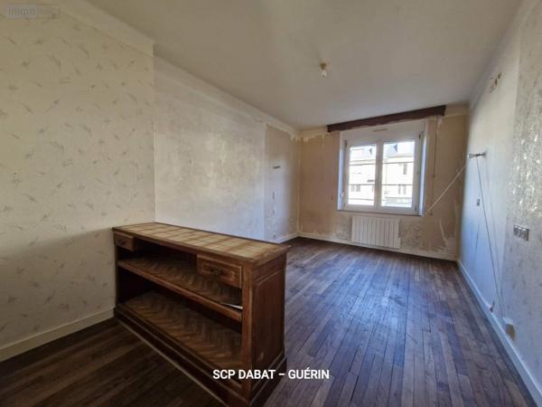 Immeuble à vendre à Saint-Hilaire-du-Harcouët dans la Manche (50600), ref : 8440