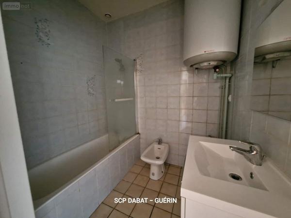 Immeuble à vendre à Saint-Hilaire-du-Harcouët dans la Manche (50600), ref : 8440