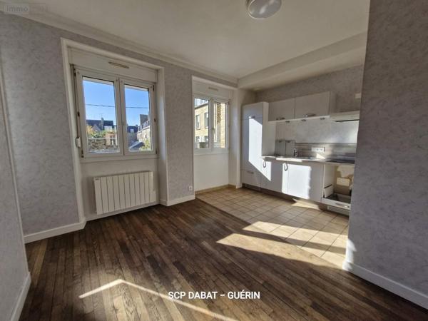 Immeuble à vendre à Saint-Hilaire-du-Harcouët dans la Manche (50600), ref : 8440