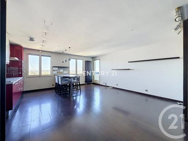 Appartement F3 à vendre  3 pièces - 68 m 2   NOISY LE GRAND  - 93