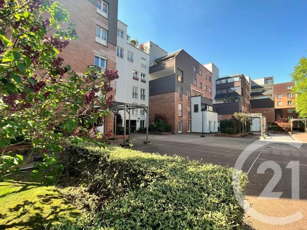 Appartement F3 à vendre  3 pièces - 68 m 2   NOISY LE GRAND  - 93
