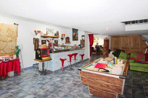 Maison pour investisseur avec un terrain 7000m2