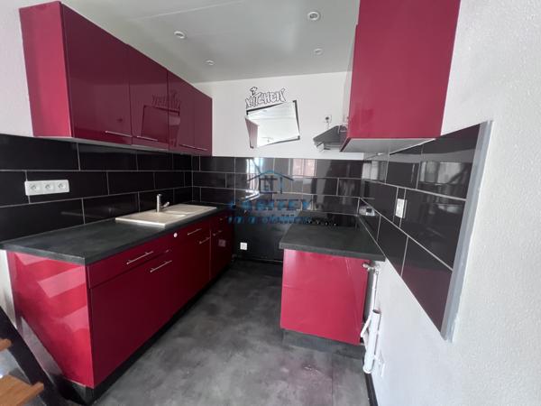 APPARTEMENT F4 EN DUPLEX - LUXEUIL LES BAINS