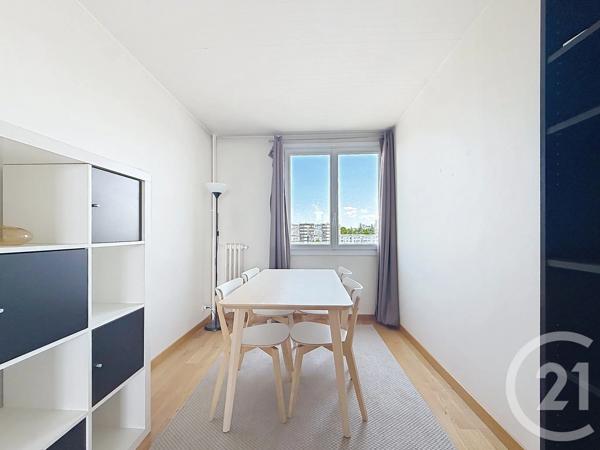 Appartement F3 à vendre  4 pièces - 65,85 m 2   LE KREMLIN BICETRE  - 94