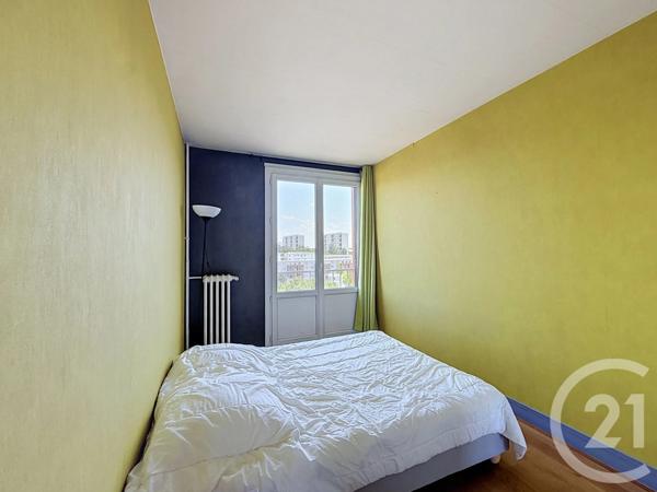 Appartement F3 à vendre  4 pièces - 65,85 m 2   LE KREMLIN BICETRE  - 94