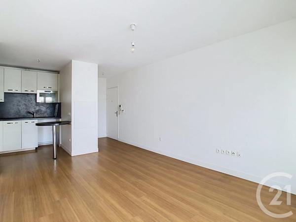 Appartement F2 à vendre  2 pièces - 43 m 2   THIAIS  - 94