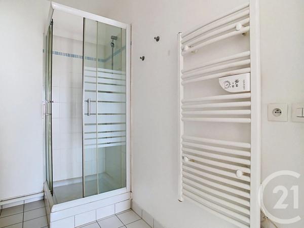 Appartement F2 à vendre  2 pièces - 43 m 2   THIAIS  - 94