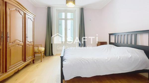 Appartement bourgeois 3 pièces  78m2 hypercentre