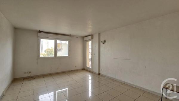 Appartement F3 à vendre  3 pièces - 77,73 m 2   LE BLANC MESNIL  - 93