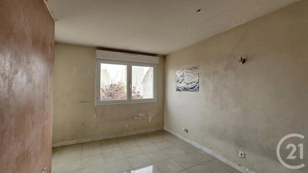 Appartement F3 à vendre  3 pièces - 77,73 m 2   LE BLANC MESNIL  - 93