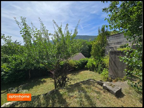 Maison familiale - 8 chambres, parking, terrasse et jardin – Centre de Gex