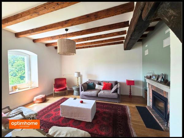 Maison familiale - 8 chambres, parking, terrasse et jardin – Centre de Gex