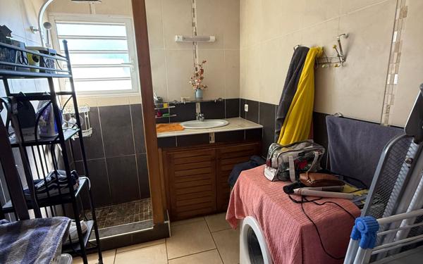 Maison à vendre    4 pièces •  Saint-Denis