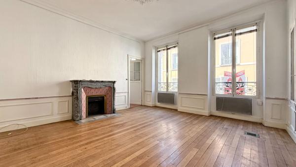 Appartement Corbeil Essonnes 4 pièce(s) 87.26 m2