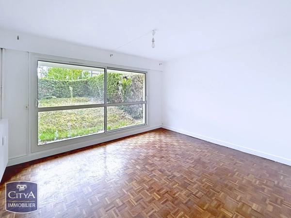 Appartement à vendre 2 pièces 43.4m² Chaville (92370)