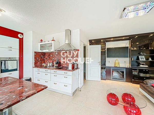 2 Pièces - Plan de Grasse- avec terrasse spacieuse, jacuzzi et Vue dégagée