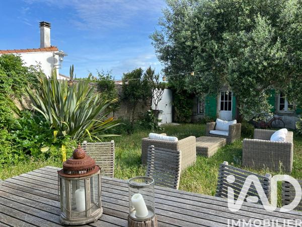 Maison à vendre 9 pièces 230 m² Loix