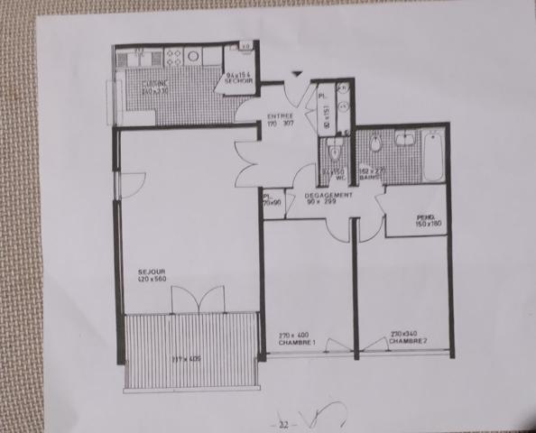 Appartement
         3 pièces
        - 72 m² Exclusivité 273 000 € *