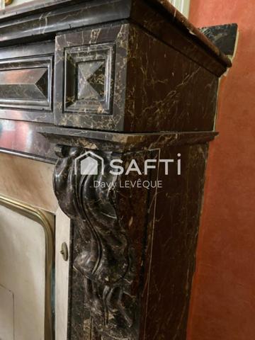 Propriété privée avec maison de maître du XVI ème et nombreuses dépendances