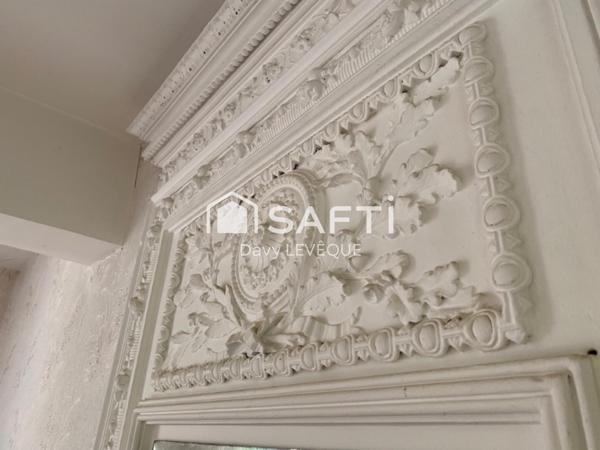 Propriété privée avec maison de maître du XVI ème et nombreuses dépendances