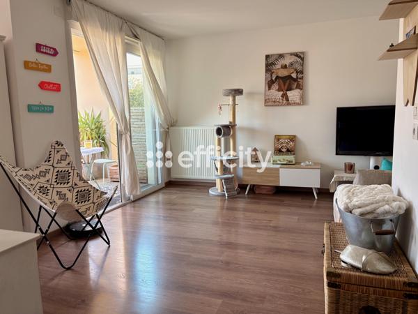 Appartement
         4 pièces
        - 78 m² Exclusivité 267 000 € *