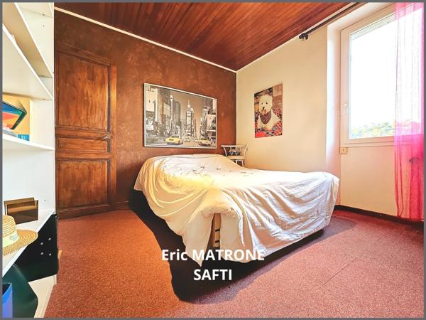 Maison 7 pièces 151 m²