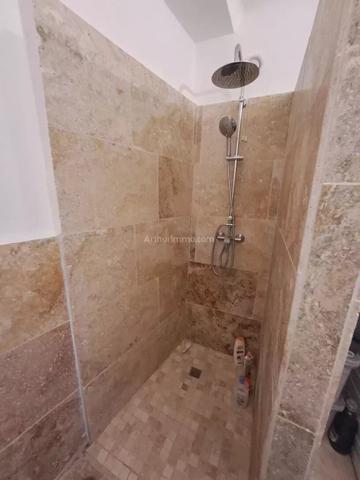 Vente Immeuble 5 pièces 120 m2 à Entrecasteaux