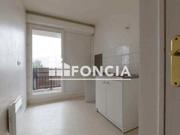 À vendre Appartement 2 pièces 49 m² - Savigny-le-temple 77176