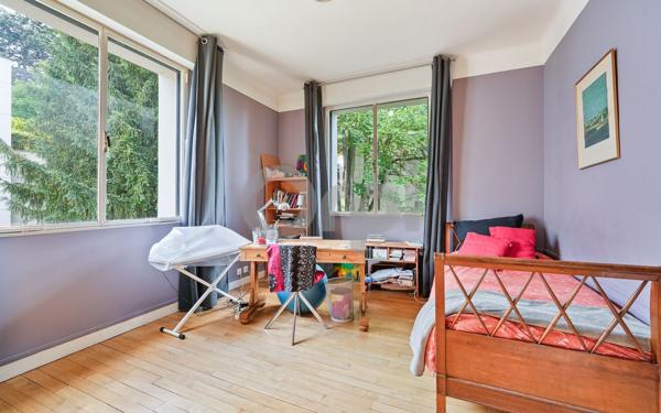 Maison à vendre    7 pièces • 237,57 m2 Sceaux