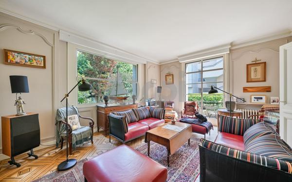 Maison à vendre    7 pièces • 237,57 m2 Sceaux