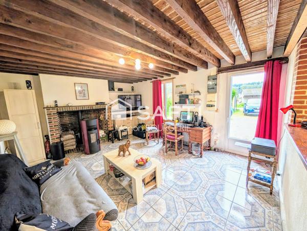 Longère en pierres et briques de 122 m2 à proximité du bourg de Planches et de Ste-Gauburge-Sainte-Colombe : charme authentique et quiétude normande