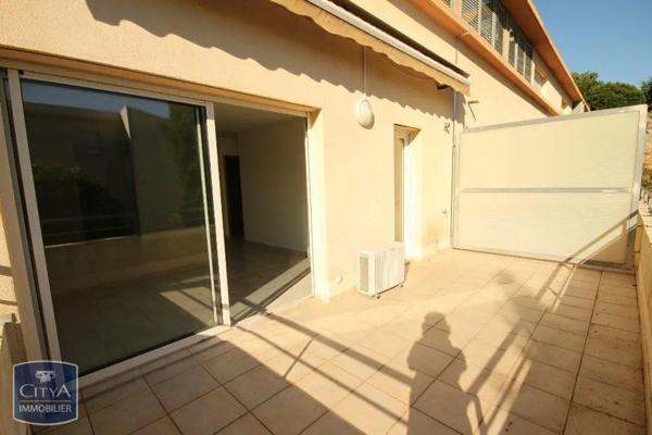 Appartement à louer 3 pièces 81.17m² Nîmes (30000)