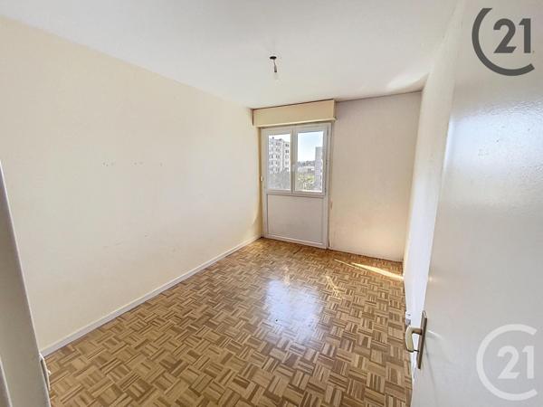 Appartement F4 à vendre  4 pièces - 84,63 m2 AUXERRE - 89