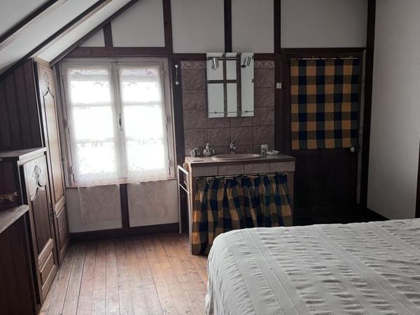 Immeuble à vendre |                                       Vallon-en-Sully |                                            253 m²