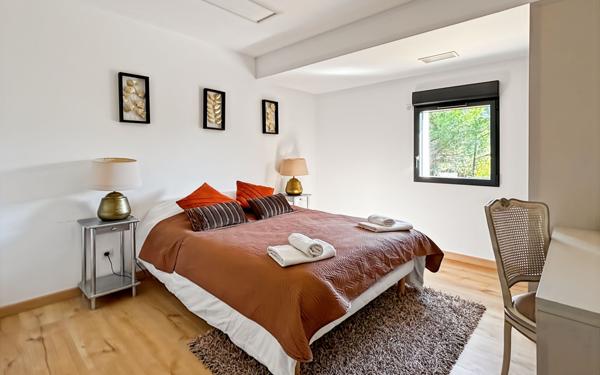 Maison à vendre    6 pièces •  Agde